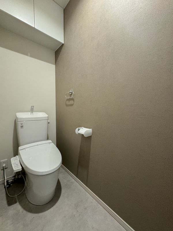 201号室 トイレ（ナチュラル　スタイル） ※101号室は便器の種類が異なります。