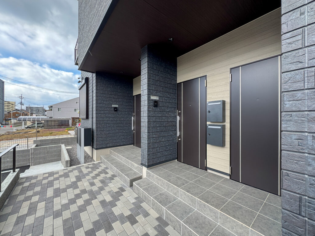 玄関アプローチ